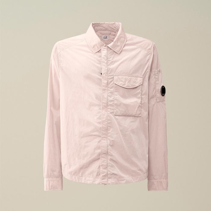 C.P.カンパニー 16CMOS039A Chrome-R Pocket Overshirt メンズ オーバーシャツ HEAVENLY PINK ナイロン ファスナー クラシック 長袖 シャツ  レギュラーフィット