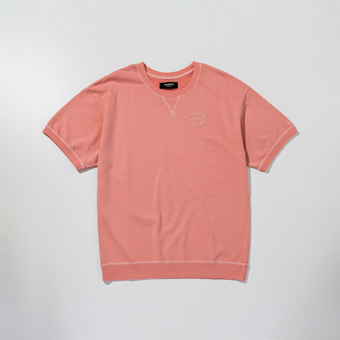 1PIU1UGUALE3 RELAX(ウノピゥウノウグァーレトレ リラックス) ロゴ刺繍ピグメントスウェットTシャツ USO-26011 ピンク