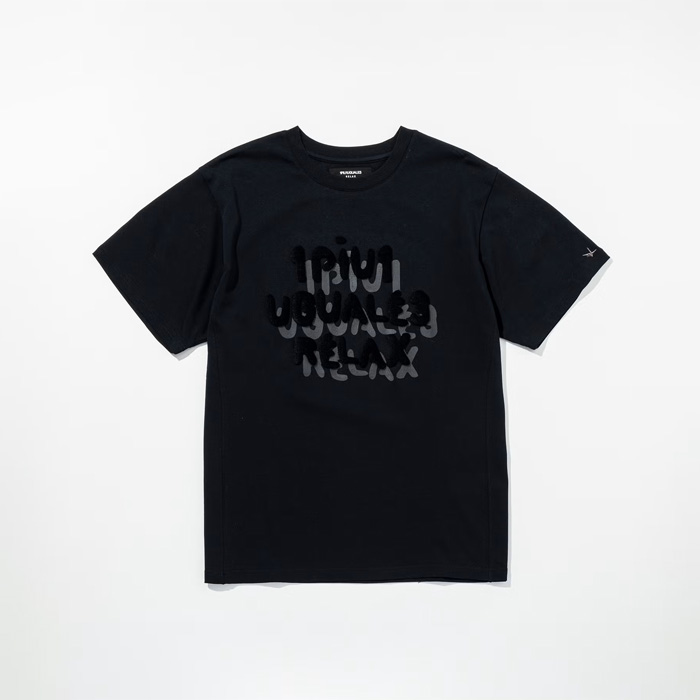 1PIU1UGUALE3 RELAX(ウノピゥウノウグァーレトレ リラックス) シャドウロゴ半袖Tシャツ UST-26005 ブラック