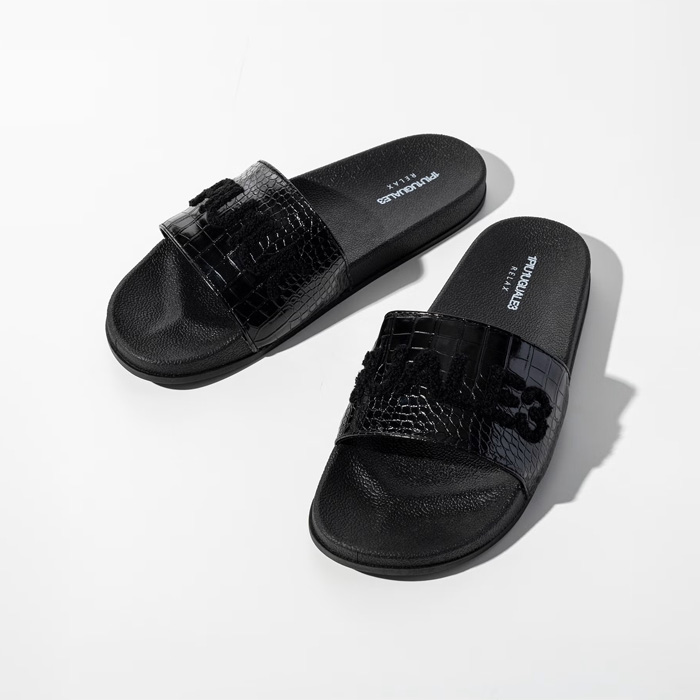 1PIU1UGUALE3 RELAX(ウノピゥウノウグァーレトレ リラックス) ロゴ刺繍シャワーサンダル USX-26011 ブラックB