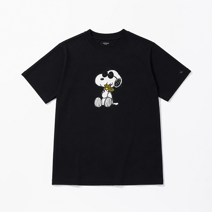 1PIU1UGUALE3 RELAX(ウノピゥウノウグァーレトレ リラックス) × PEANUTS(ピーナッツ) UST-26095 スヌーピー ラインストーン半袖Tシャツ ブラック