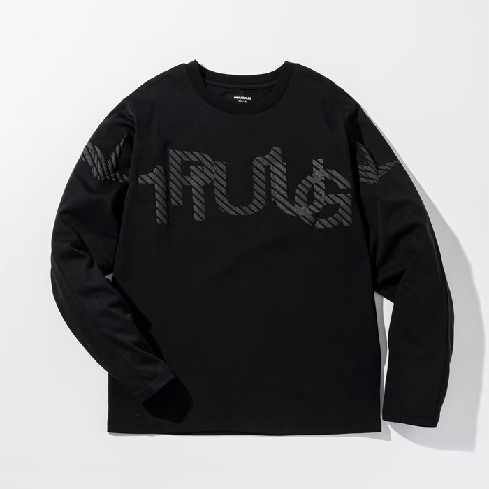 1PIU1UGUALE3 RELAX(ウノピゥウノウグァーレトレ リラックス) UST-26157 発泡プリントシャドウロゴロングTシャツ ブラック