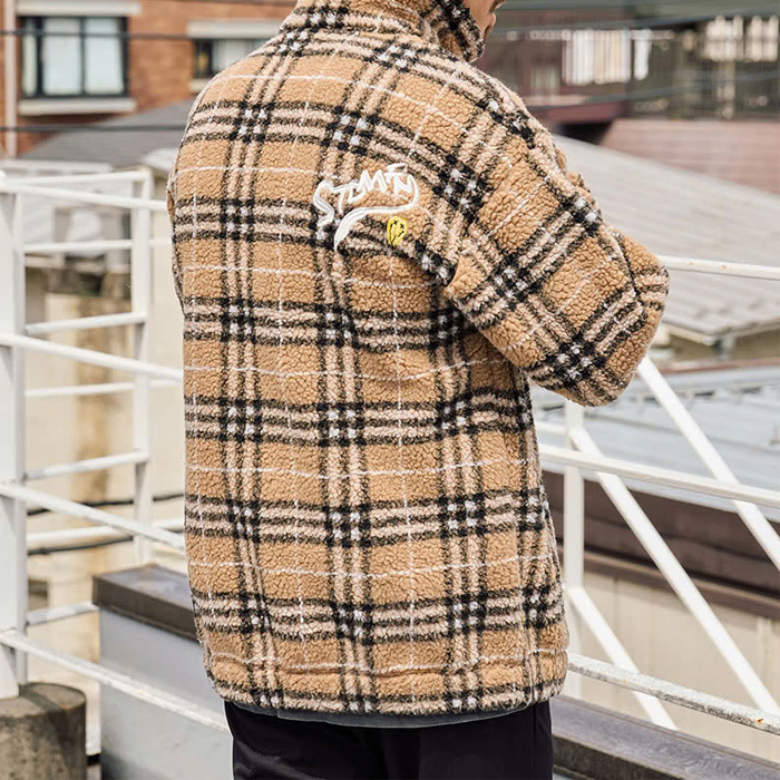 STUD MUFFIN(スタッドマフィン) 624-09219 ムックボアチェック サガラパッチワークジップアップスタンドカラーブルゾン BEIGE